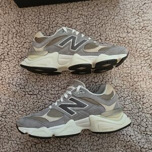 New Balance Gray Sneakers